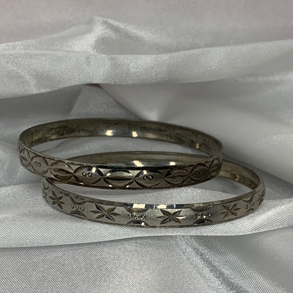 Vintage silver bangle bracelets diamond cut